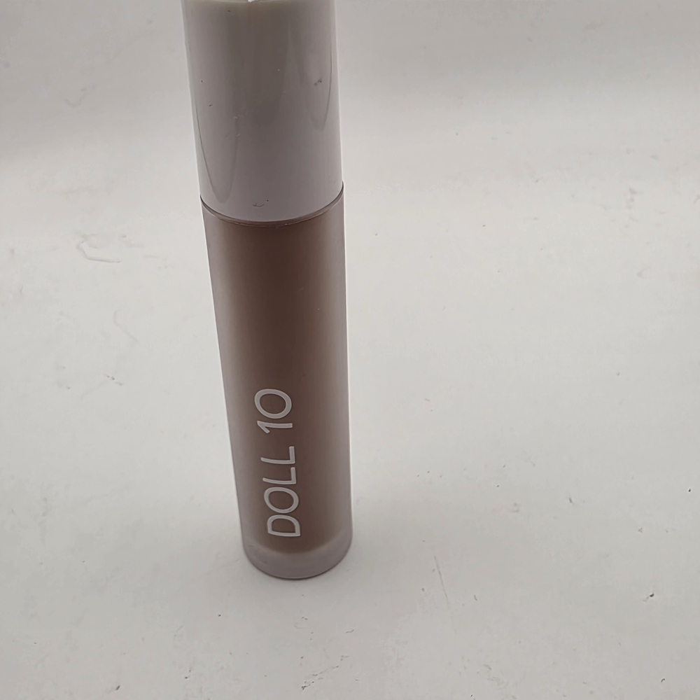 Doll 10 Brown Cream Eyeshadow- New No Box